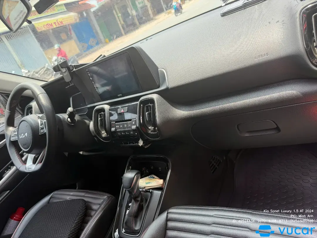 Kia Sonet Luxury 1.5 AT 2024 - Nội thất 3