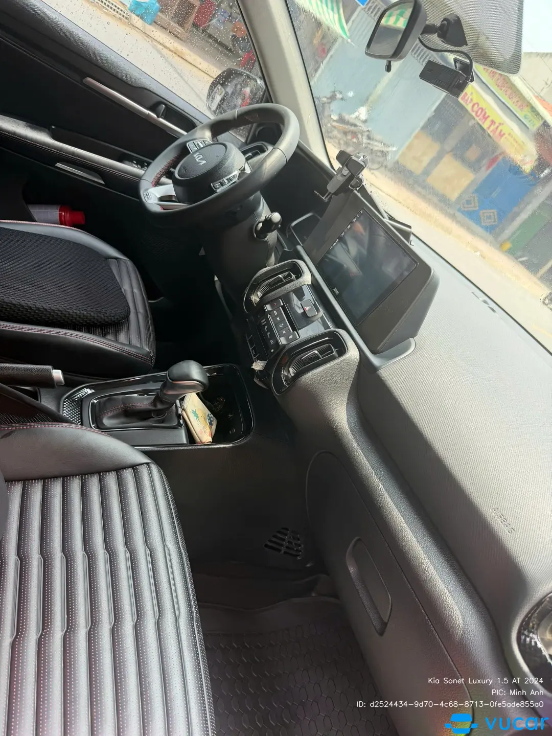 Kia Sonet Luxury 1.5 AT 2024 - Nội thất 4