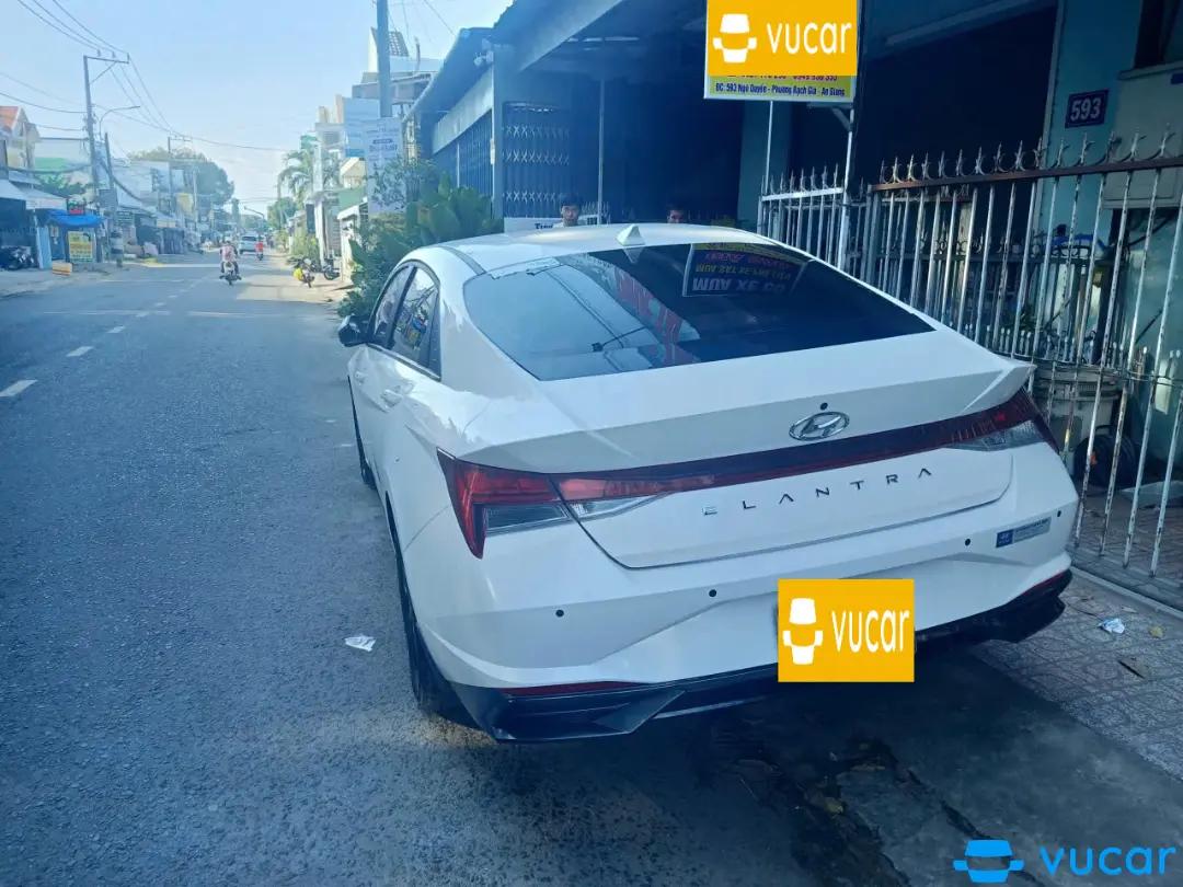 Elantra 2023 - Ngoại thất 1