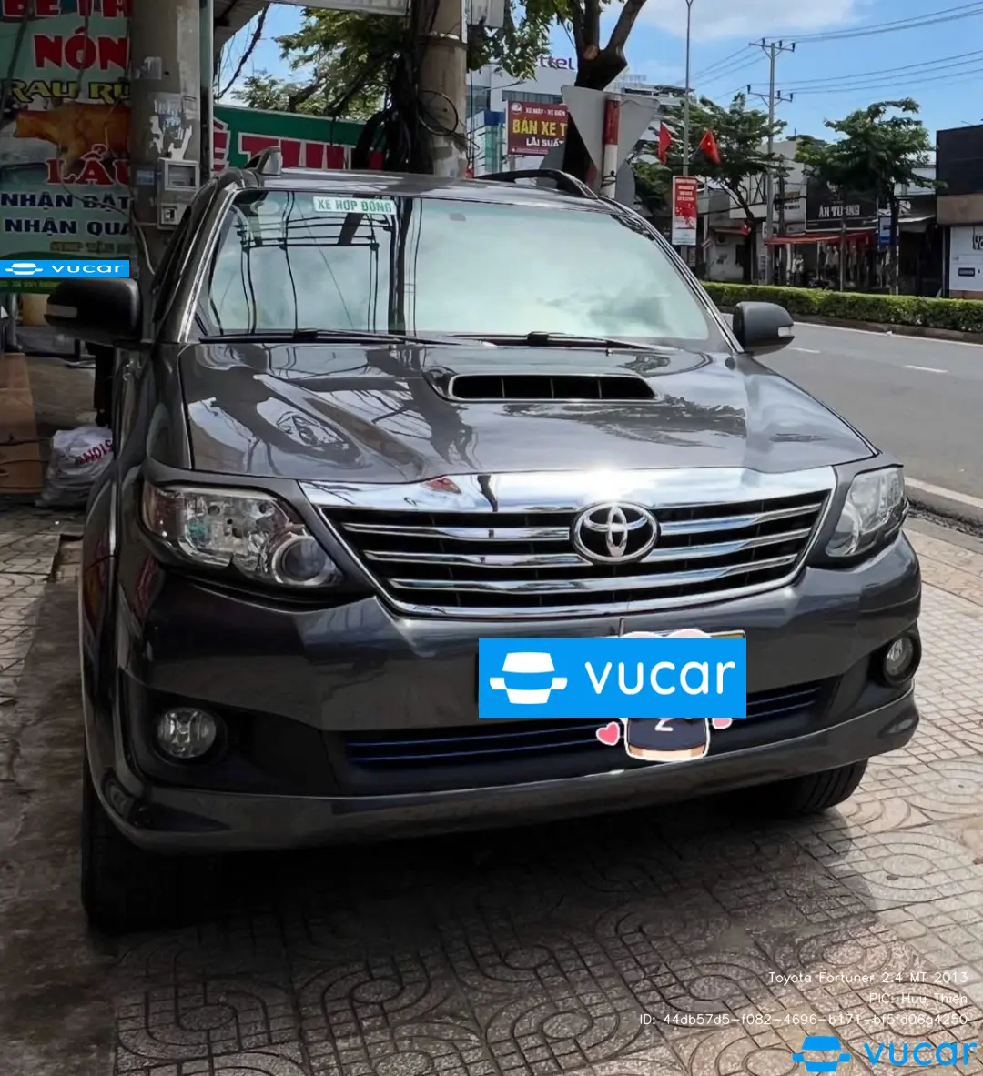 Toyota Fortuner 2.4 MT 2013 - Ngoại thất 1