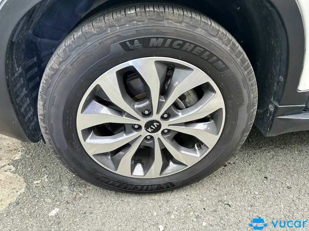 Kia Sorento DATH 2017 - Ngoại thất 8