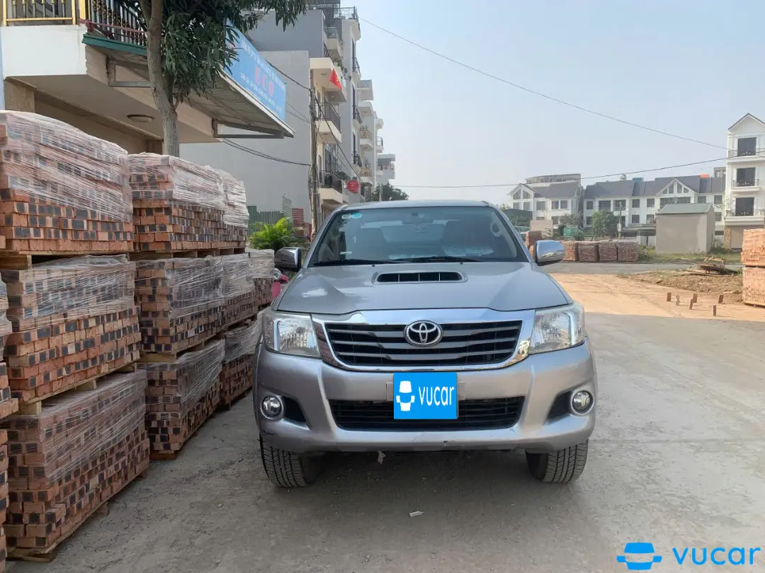 Toyota Hilux 2.5E 4x2 MT 2014 - Ngoại thất 3