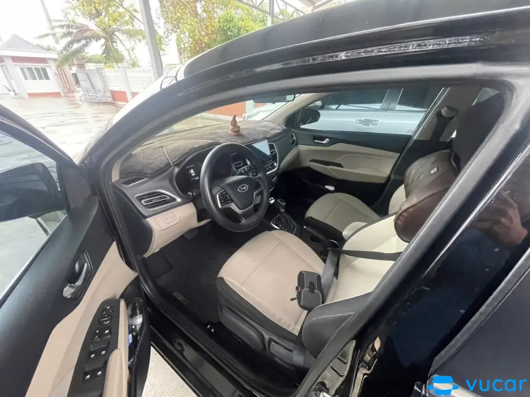 Hyundai Accent 1.4 AT 2022 - Nội thất 3