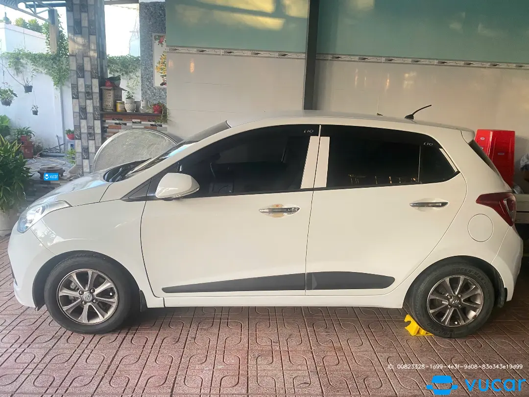 Hyundai i10 1.2 AT nhập 2016 - Ngoại thất 2