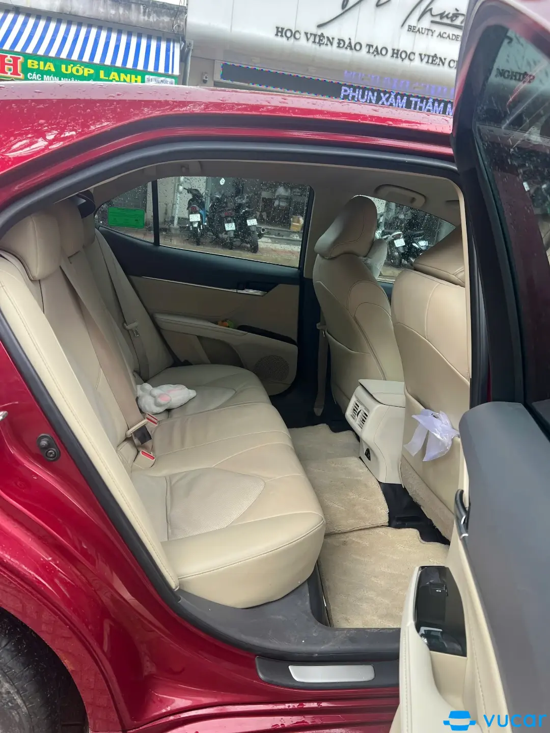 Toyota Camry 2.0G 2021 - Nội thất 2