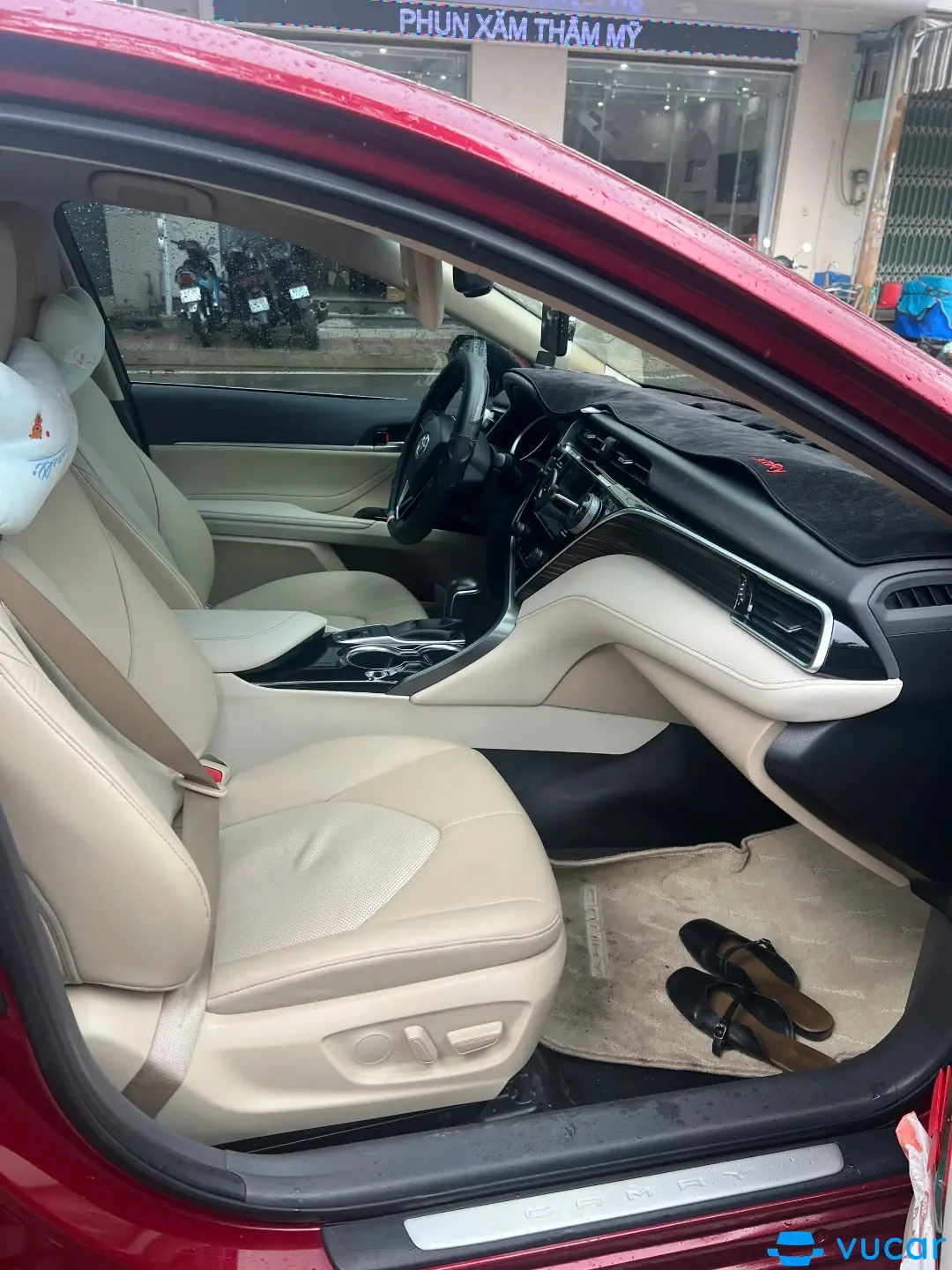 Toyota Camry 2.0G 2021 - Nội thất 1