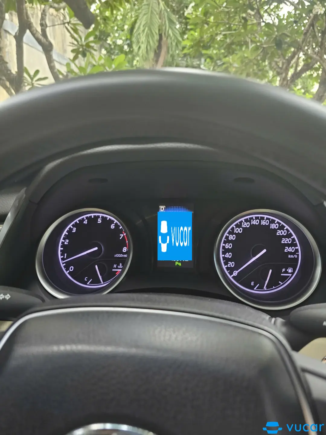 Toyota Camry 2.0G 2021 - Nội thất 10
