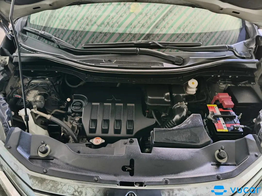 mitsubishi xpander AT 2019 - Khoang động cơ 1