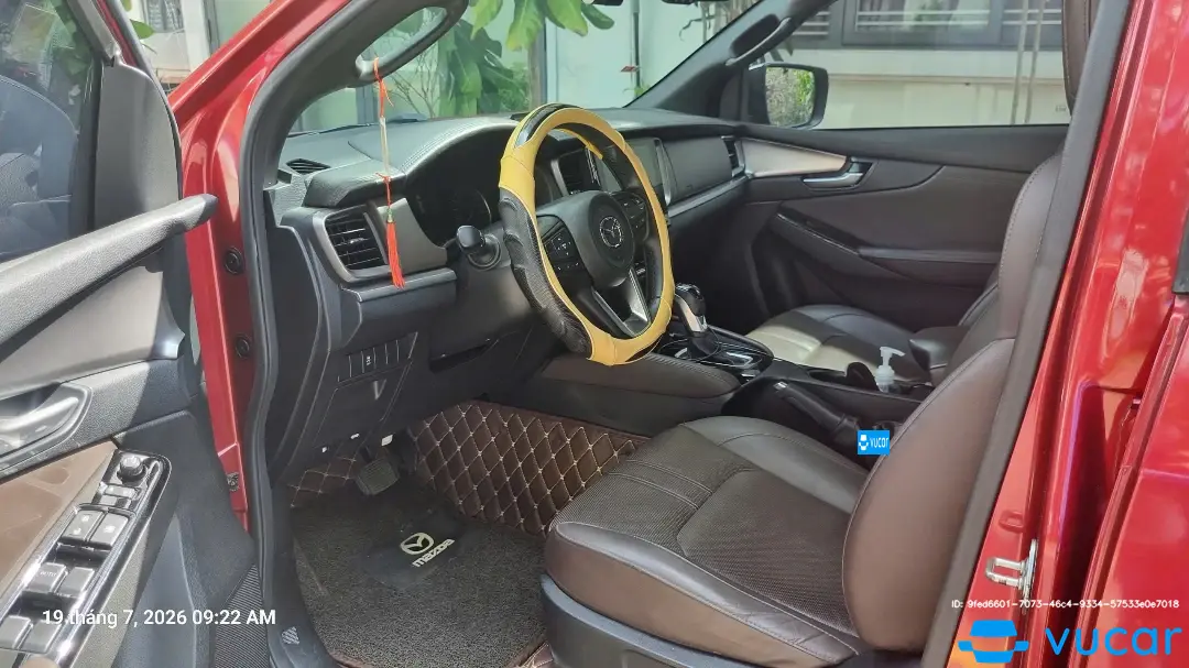 Mazda Bt50 Premium 1.9L 4x4 AT 2021 - Nội thất 7