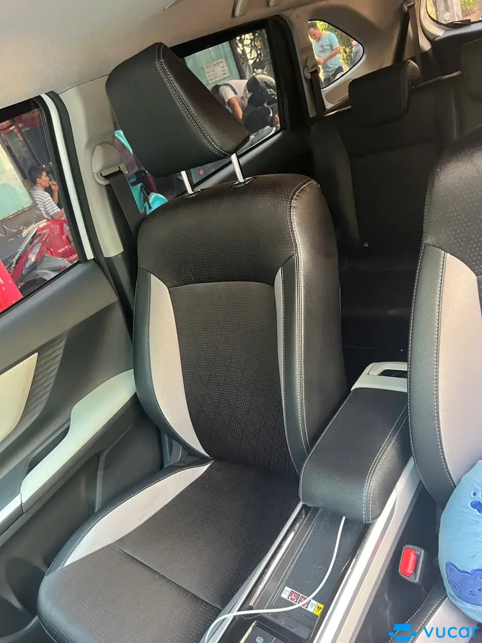 Toyota Veloz Cross Top 1.5 CVT 2025 - Nội thất 7