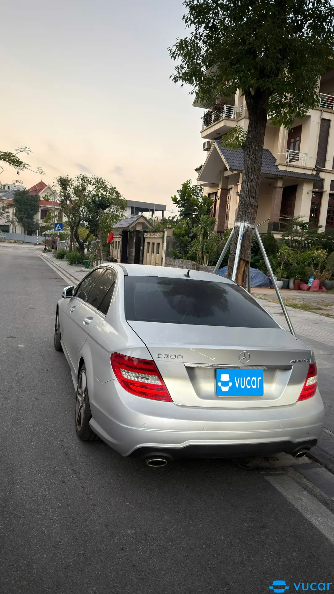 Mercedes C class C300 AMG 2012 - Ngoại thất 1