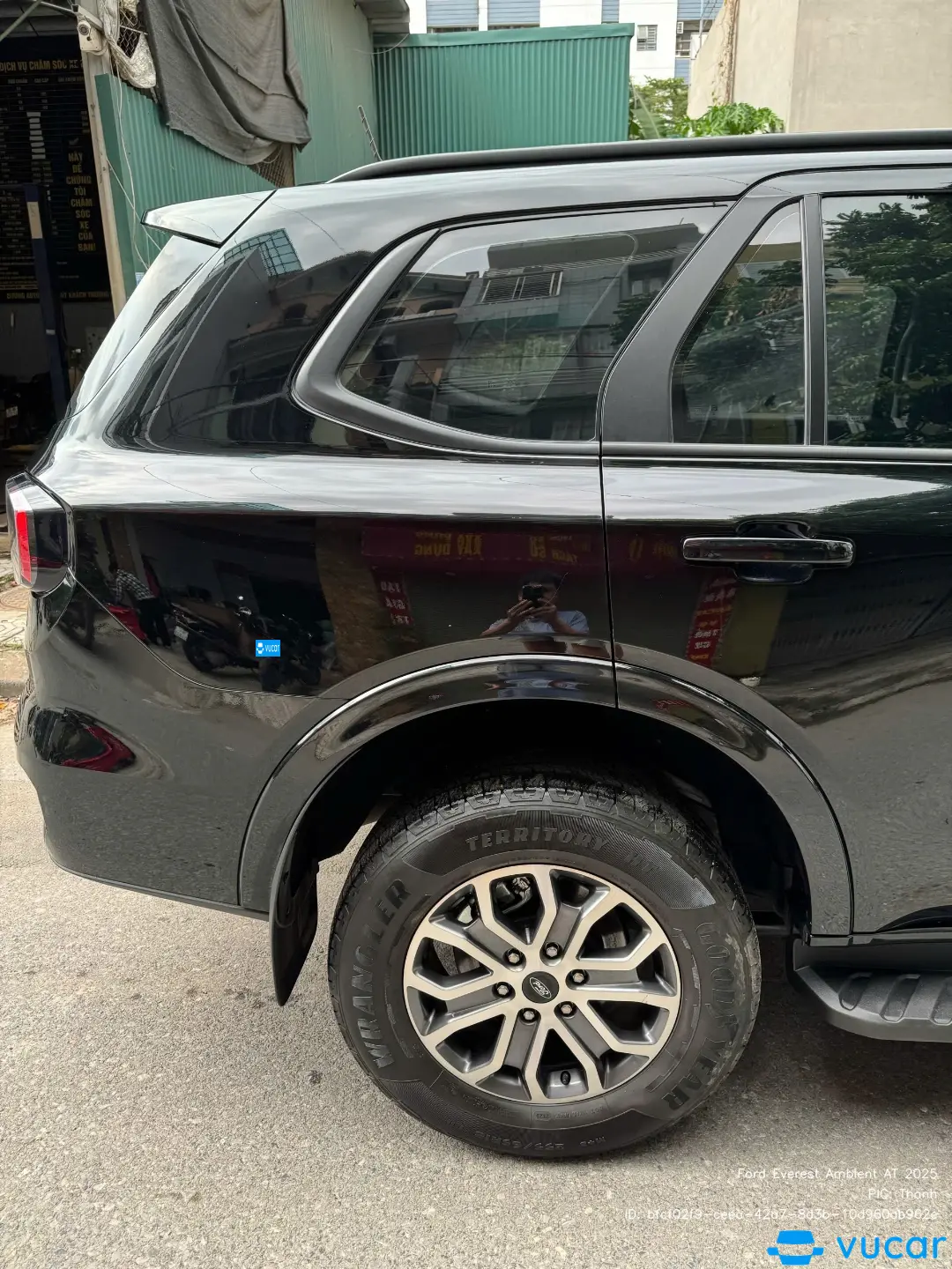 Ảnh xe Ford Everest Ambient AT 2025 - ảnh 2