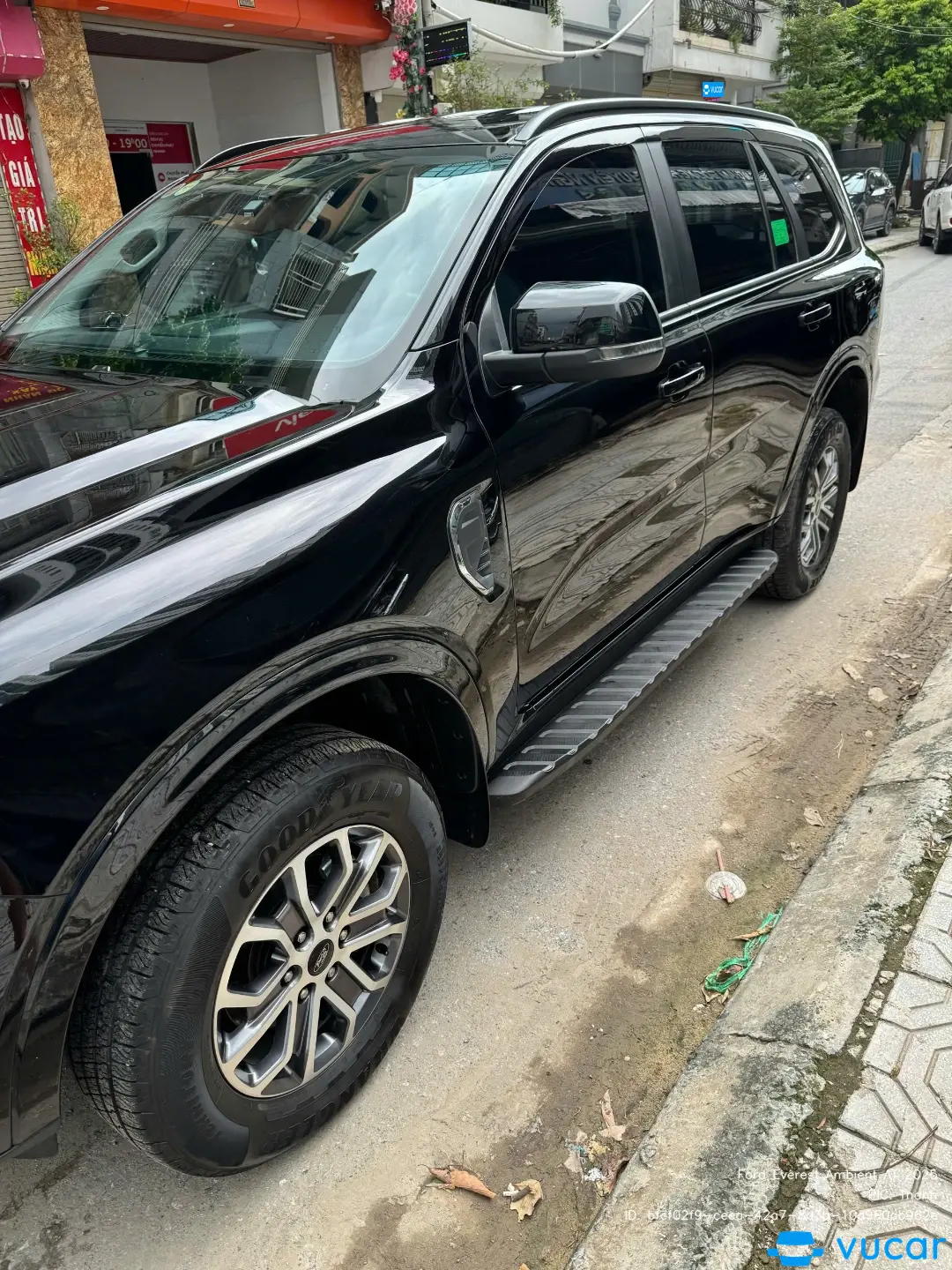 Ảnh xe Ford Everest Ambient AT 2025 - ảnh 4