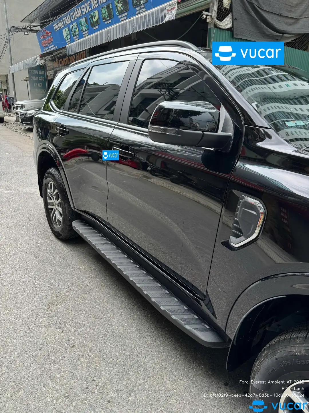 Ford Everest Ambient AT 2025 - Ngoại thất 8
