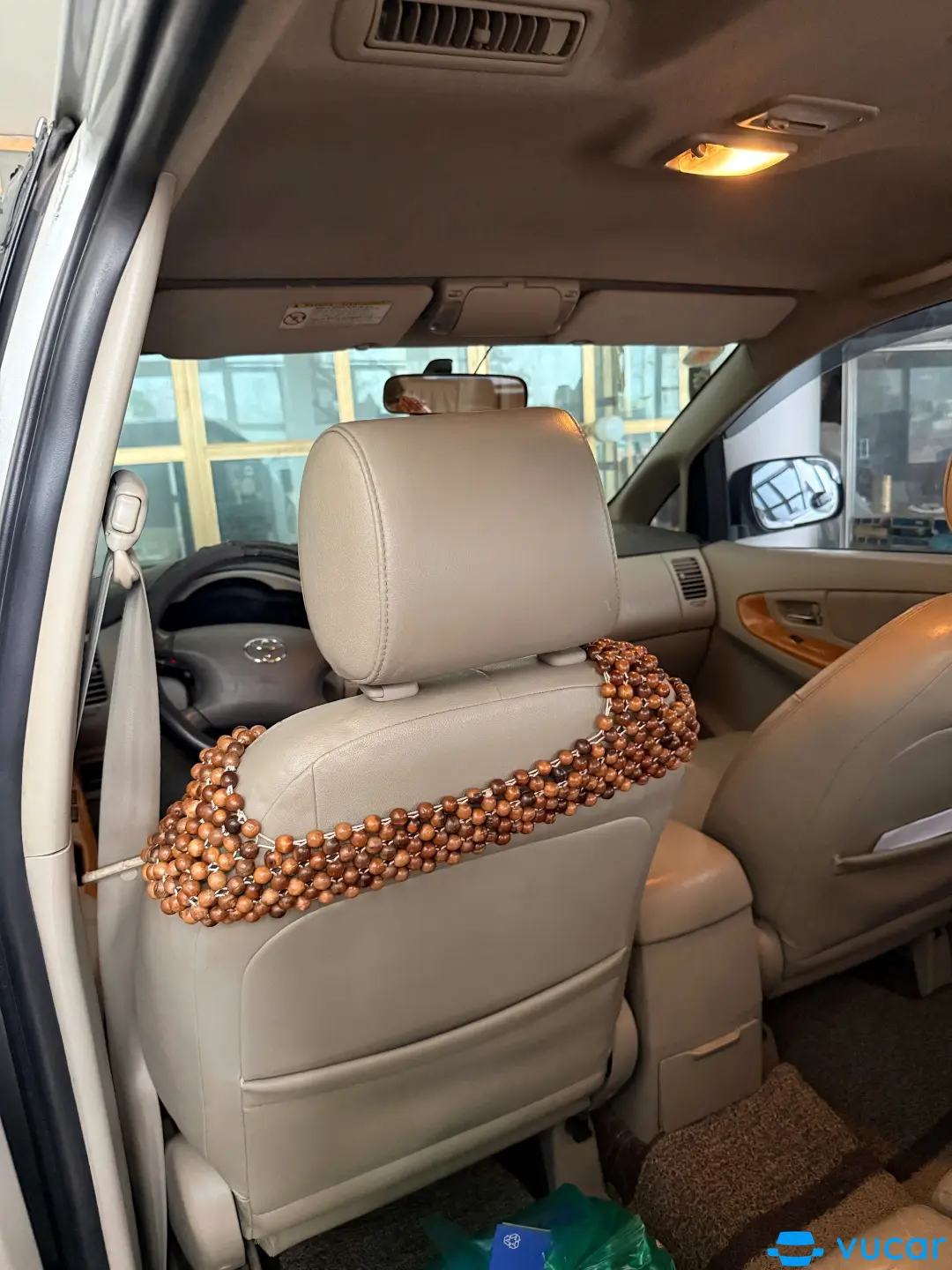 Toyota Innova V 2010 - Nội thất 4