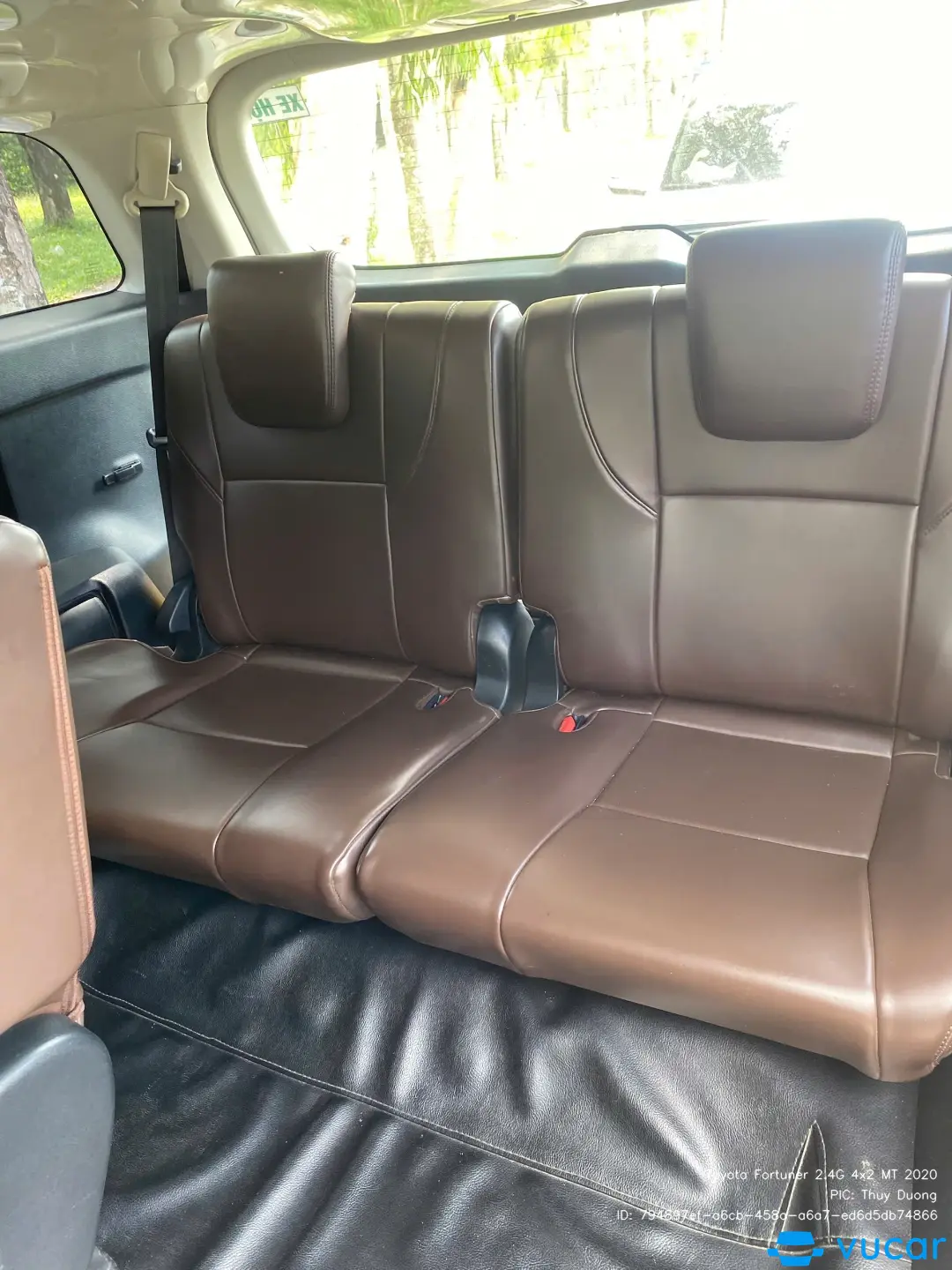 Toyota Fortuner 2.4G 4x2 MT 2020 - Nội thất 3