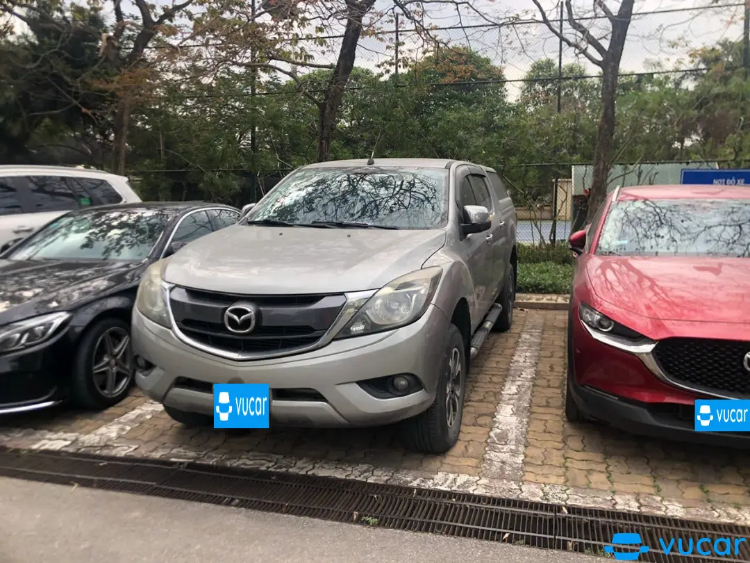 Ảnh xe Mazda Bt50 2.2L 4x2 AT 2017