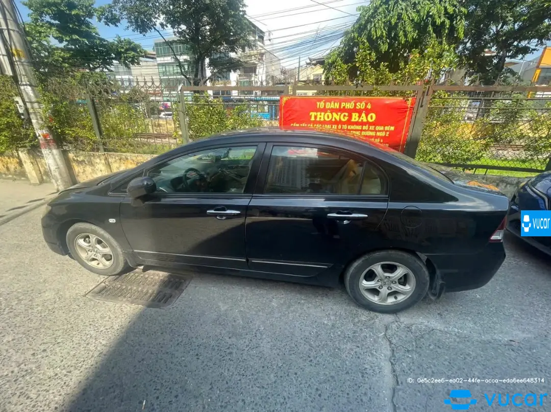 Honda Civic 1.8 AT 2009 - Ngoại thất 6