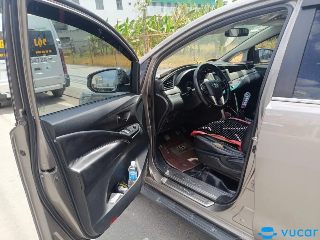 Toyota Innova 2.0E 2019 - Nội thất 4