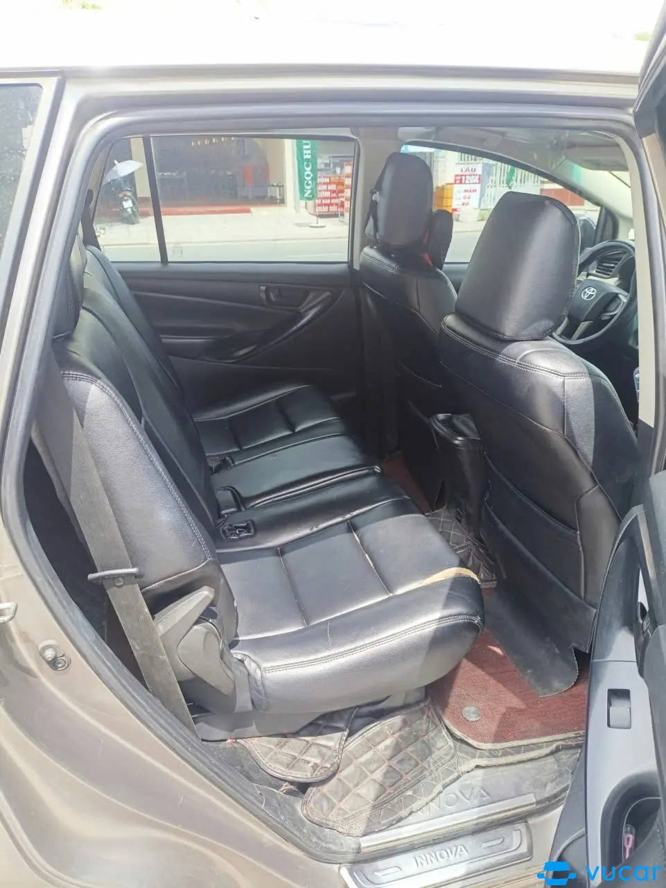 Toyota Innova 2.0E 2019 - Nội thất 2