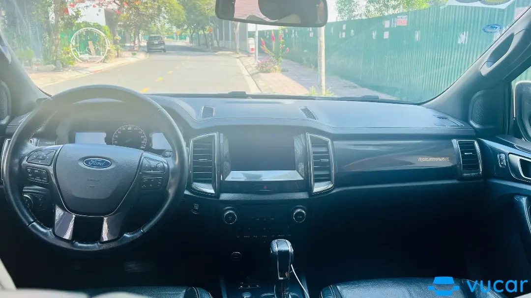 Ford Ranger Wildtrak 2.0L 4x4 AT 2020 - Nội thất 2
