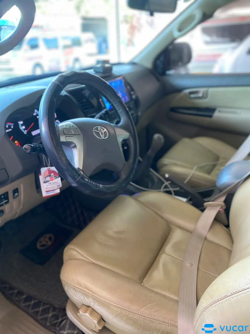 Toyota Fortuner 2013 2.5G - Nội thất 5