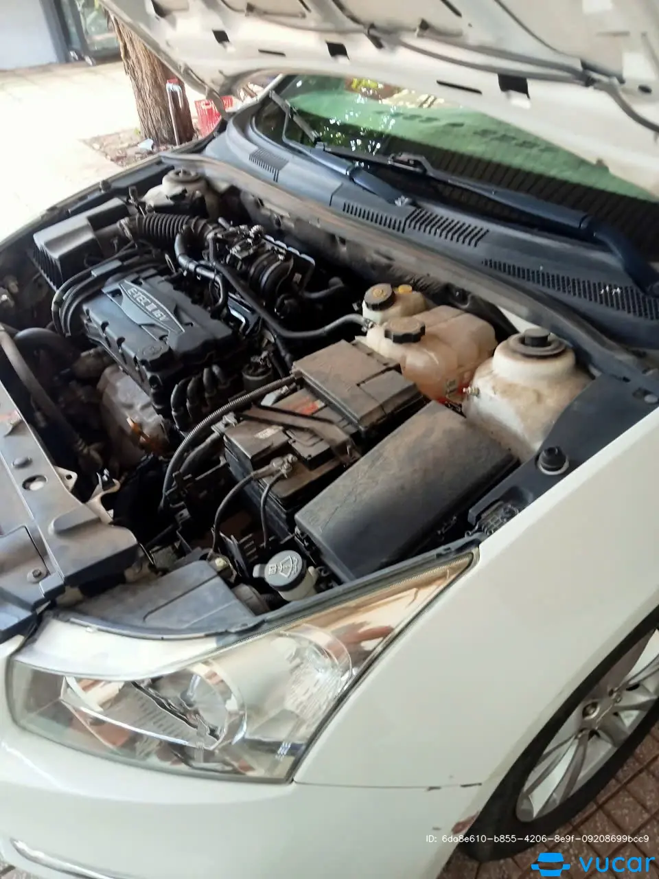 Chevrolet Cruze LT 1.6L 2017 - Khoang động cơ 1