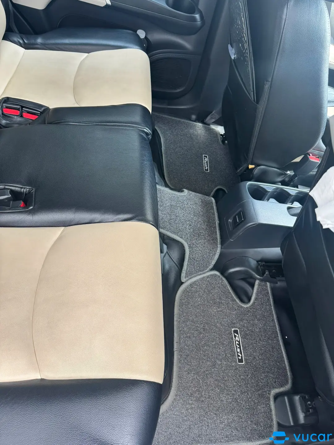 Toyota Rush 1.5S AT 2020 - Nội thất 4