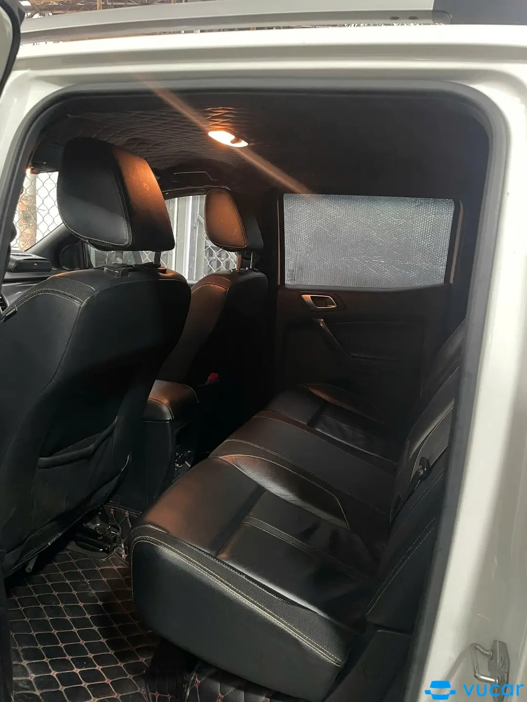 Ford Ranger Wildtrak 2.0L 4x4 AT 2019 - Nội thất 1