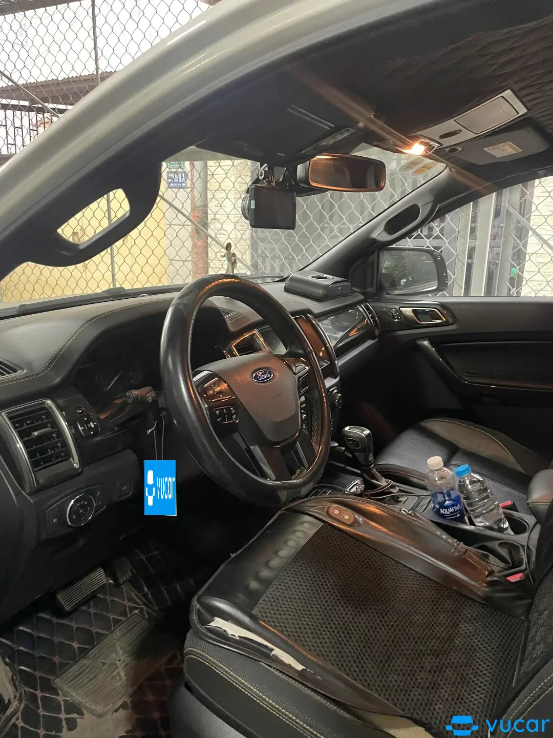 Ford Ranger Wildtrak 2.0L 4x4 AT 2019 - Nội thất 2