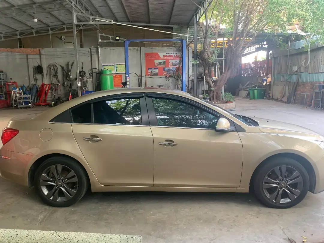 Ảnh xe Chevrolet Cruze LTZ 1.8 AT 2015 - ảnh 6
