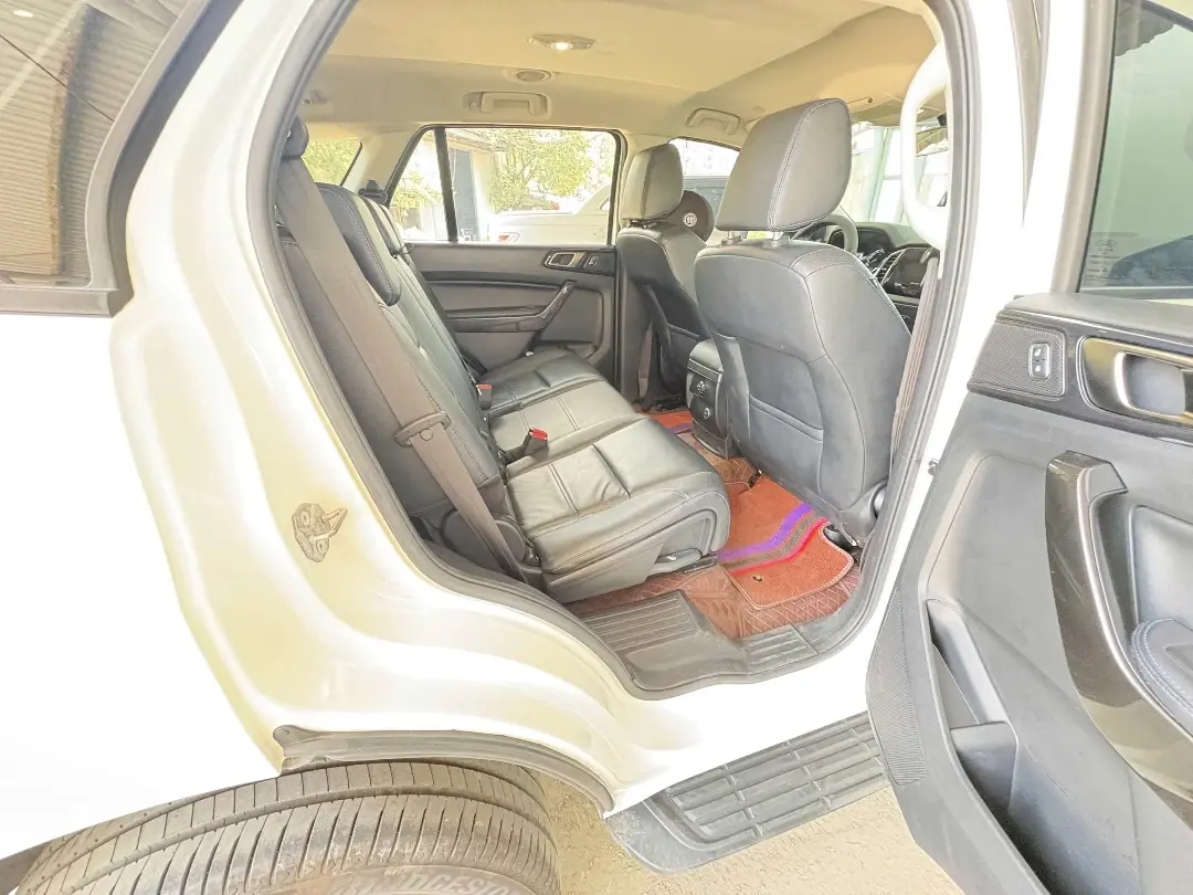 Ford Everest Sport 2.0L 4x2 AT 2021 - Nội thất 4