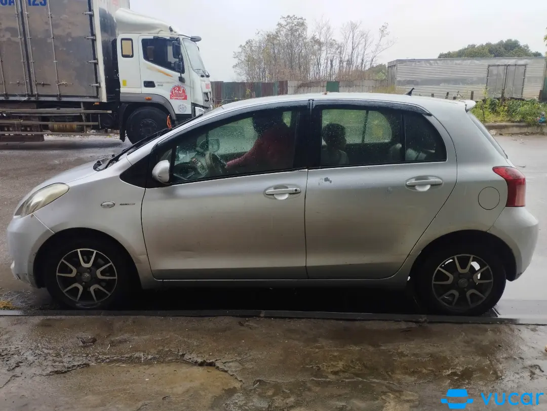 Toyota Yaris 1.5 AT 2009 - Ngoại thất 14