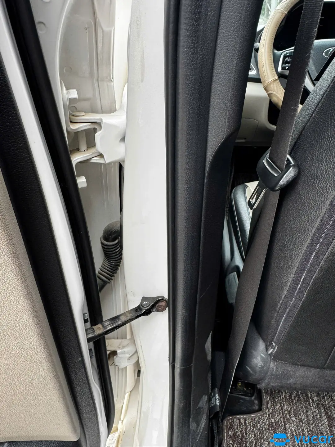 Hyundai Accent 1.4 AT 2018 - Nội thất 5