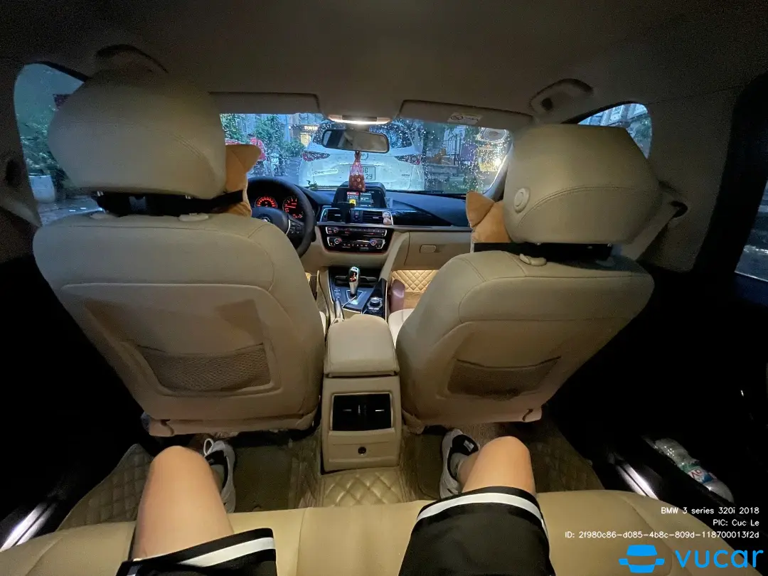 BMW 3 series 320i 2018 - Nội thất 6