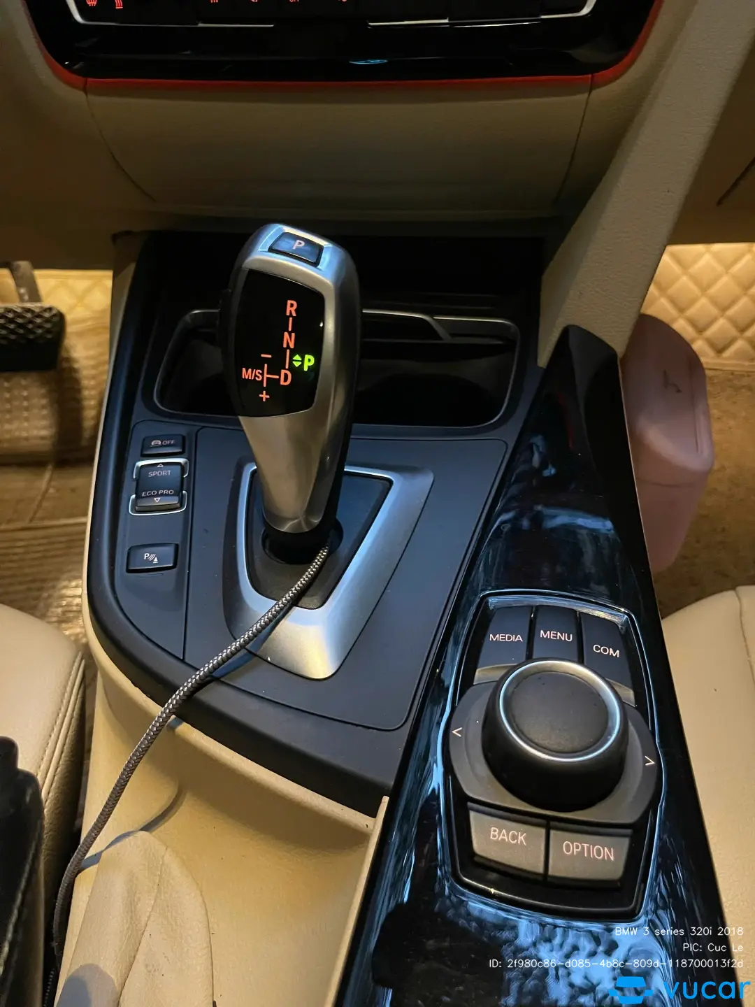 BMW 3 series 320i 2018 - Nội thất 11