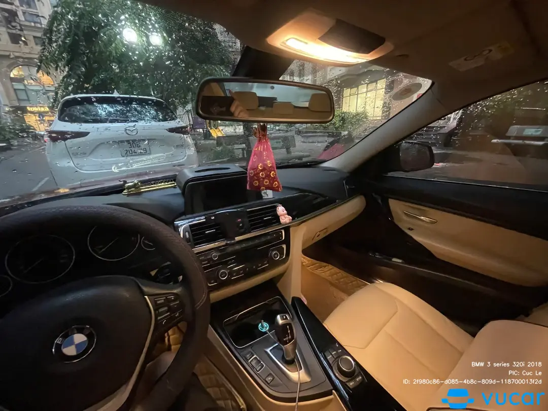 BMW 3 series 320i 2018 - Nội thất 16