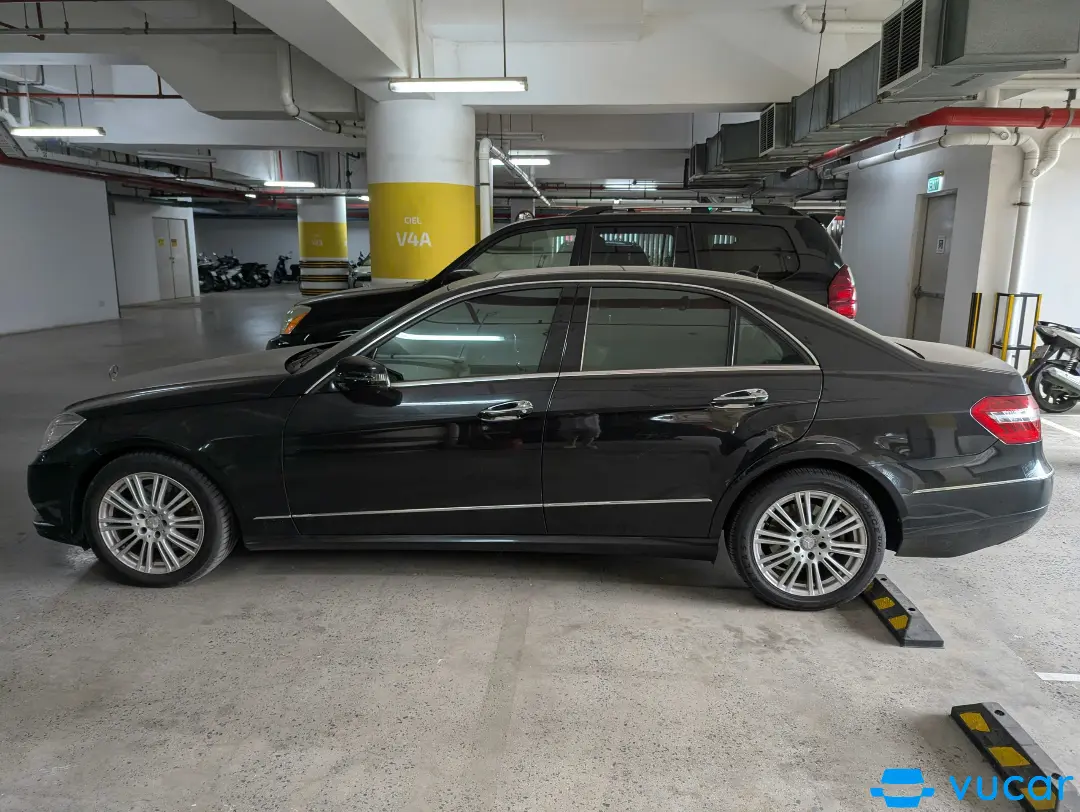 Ảnh xe Mercedes E class E300 2010