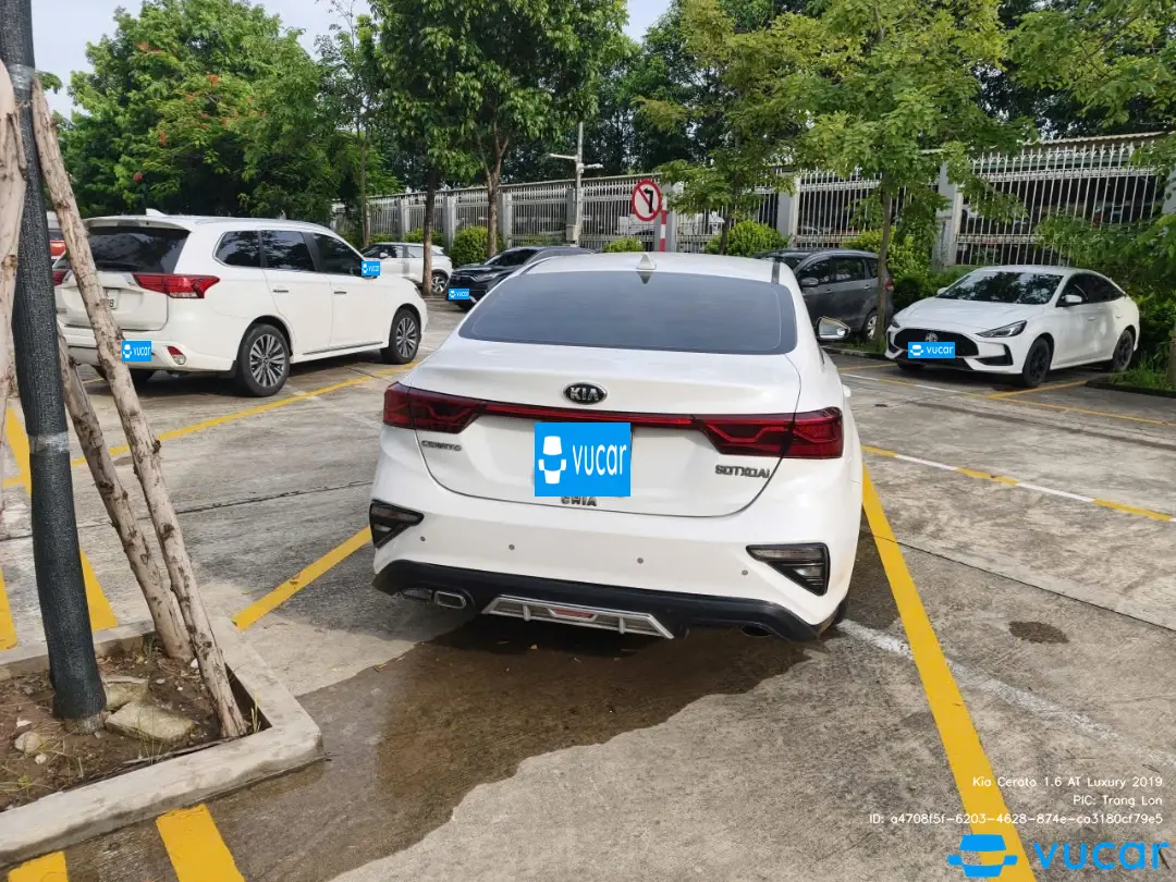 Ảnh xe Kia Cerato 1.6 AT Luxury 2019 - ảnh 2