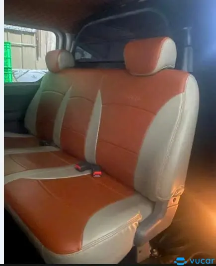 Hyundai H 1  2015 - Nội thất 2