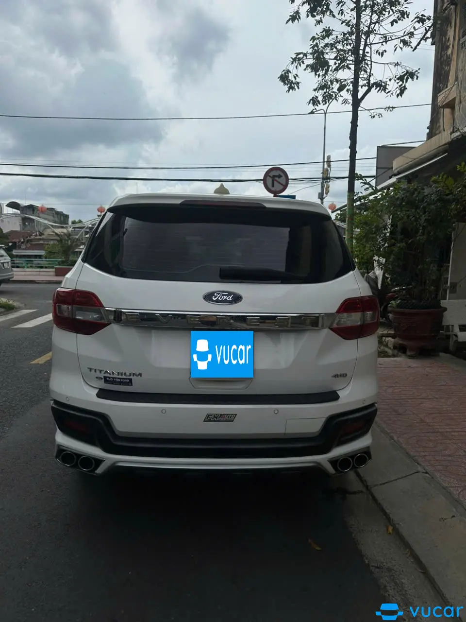 Ford Everest Titanium 2.0L 4x4 AT 2020 - Ngoại thất 2