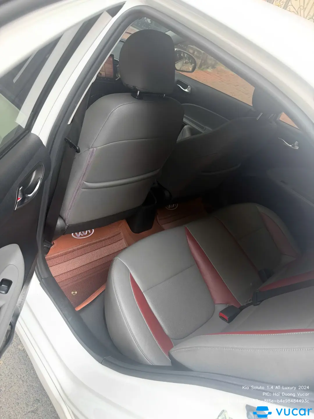 Kia Soluto 1.4 AT Luxury 2024 - Nội thất 2