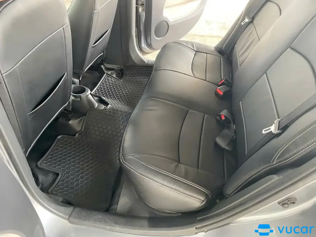Mitsubishi Attrage 1.2 MT 2018 - Nội thất 1
