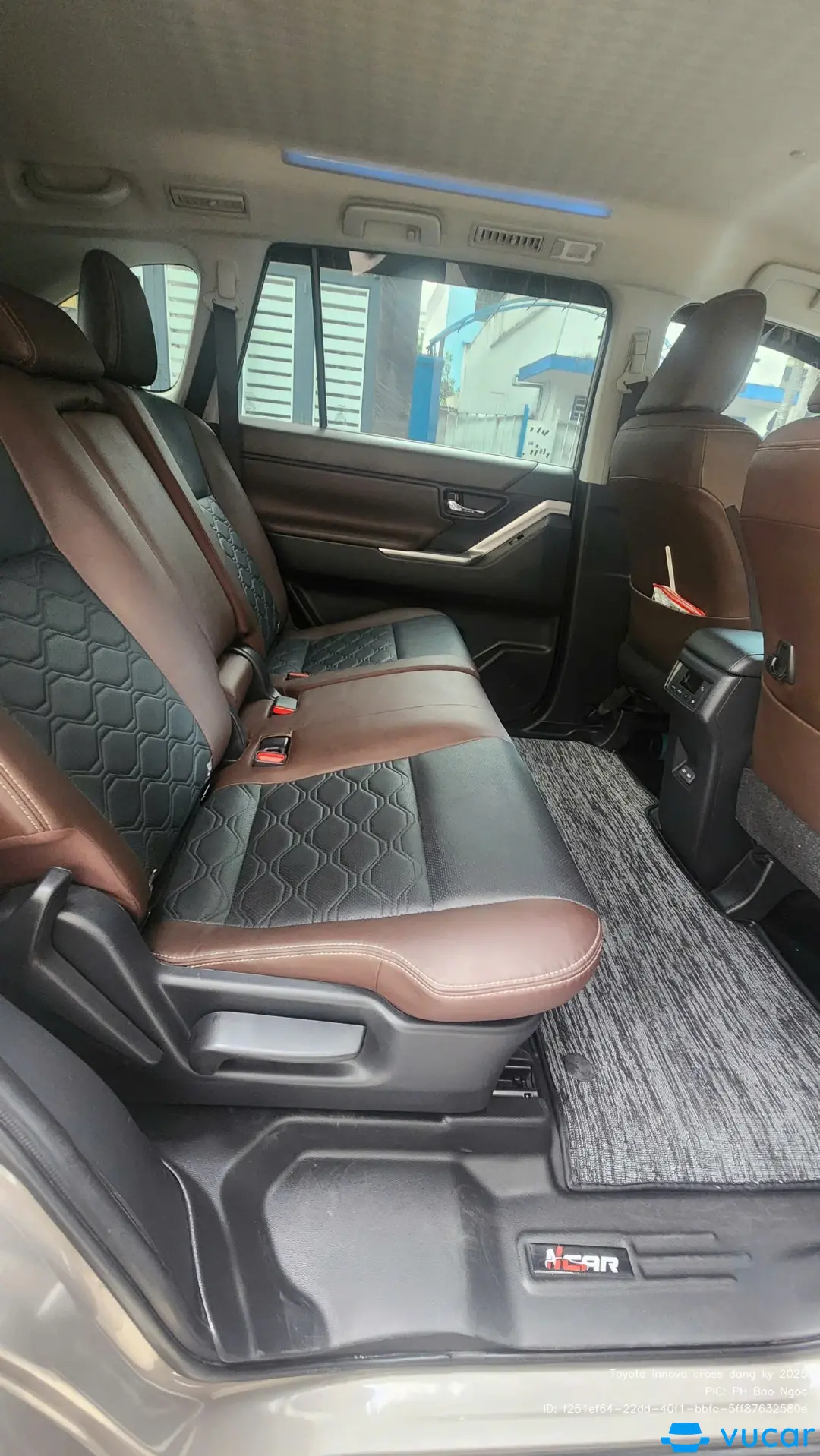 Toyota innova cross đăng ký 2025 - Nội thất 3