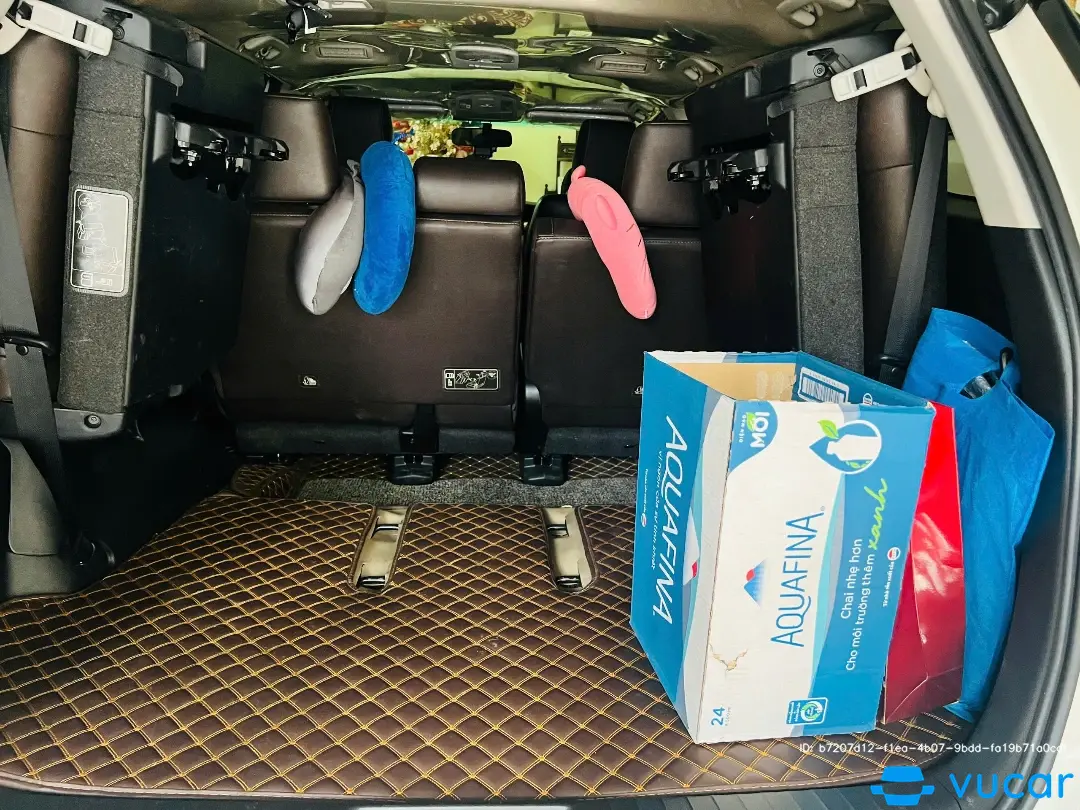 Toyota Fortuner 2.4G 4x2 AT 2018 - Nội thất 8