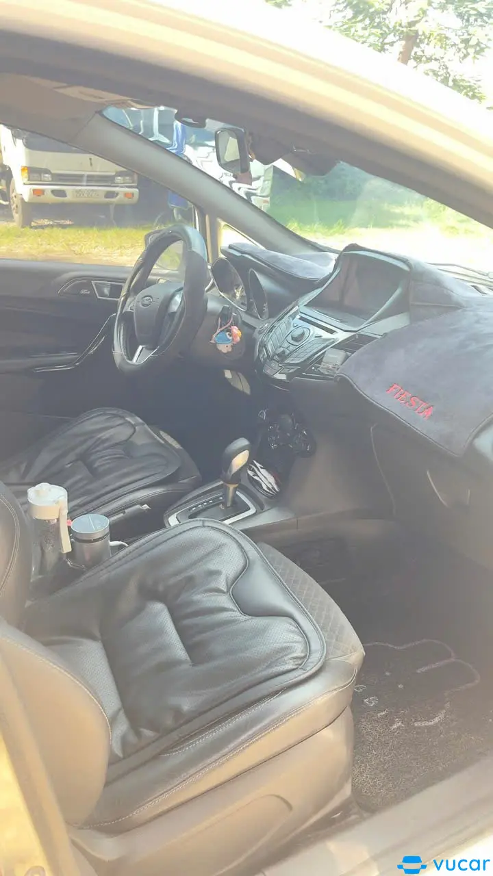 Ford Fiesta 1.5 2015 - Nội thất 1