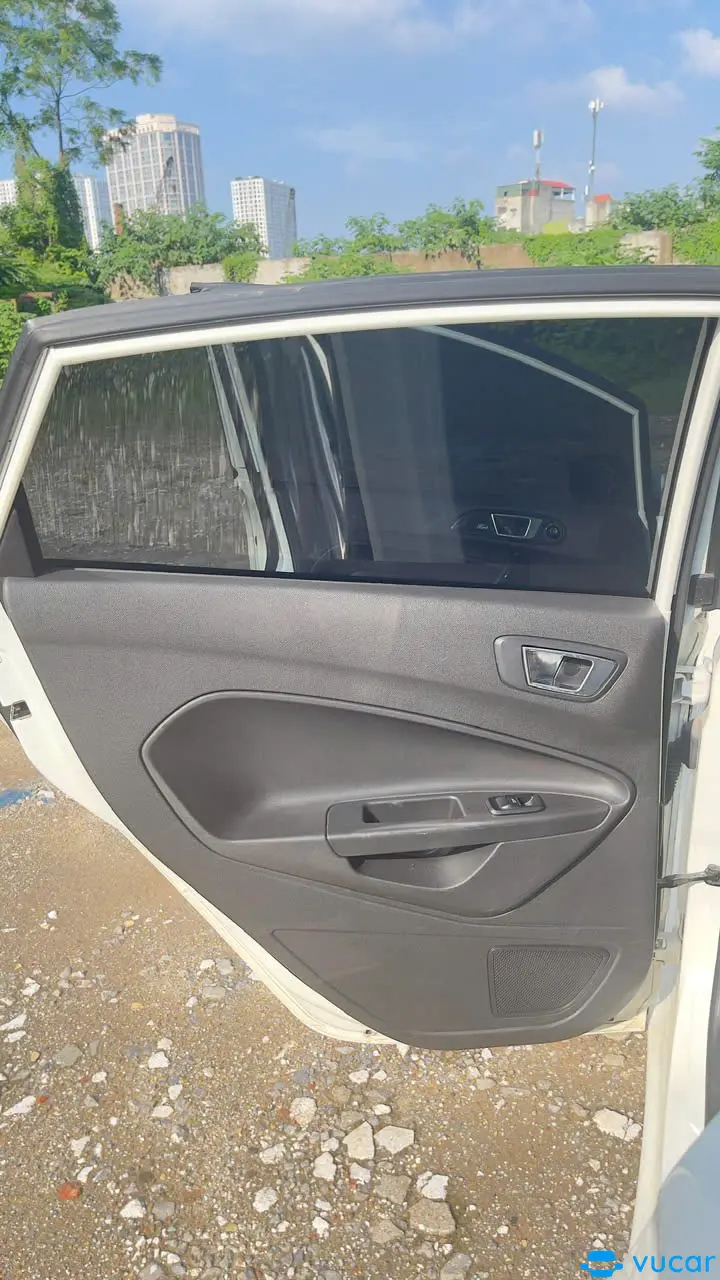 Ford Fiesta 1.5 2015 - Nội thất 3