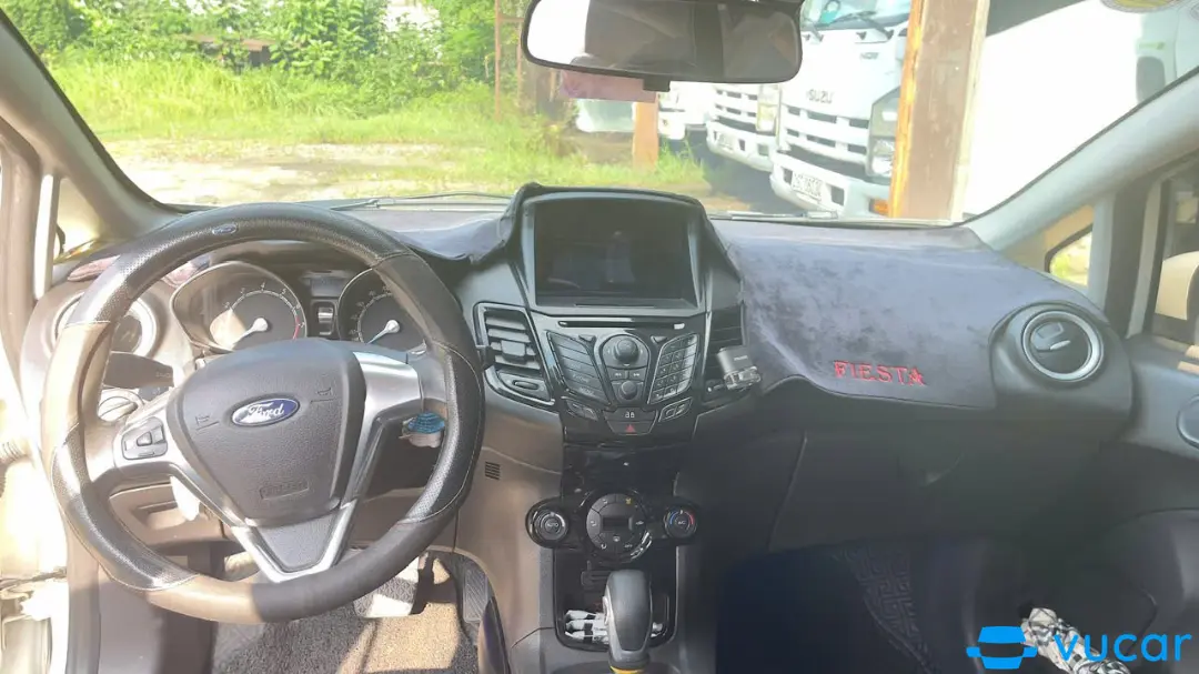 Ford Fiesta 1.5 2015 - Nội thất 7