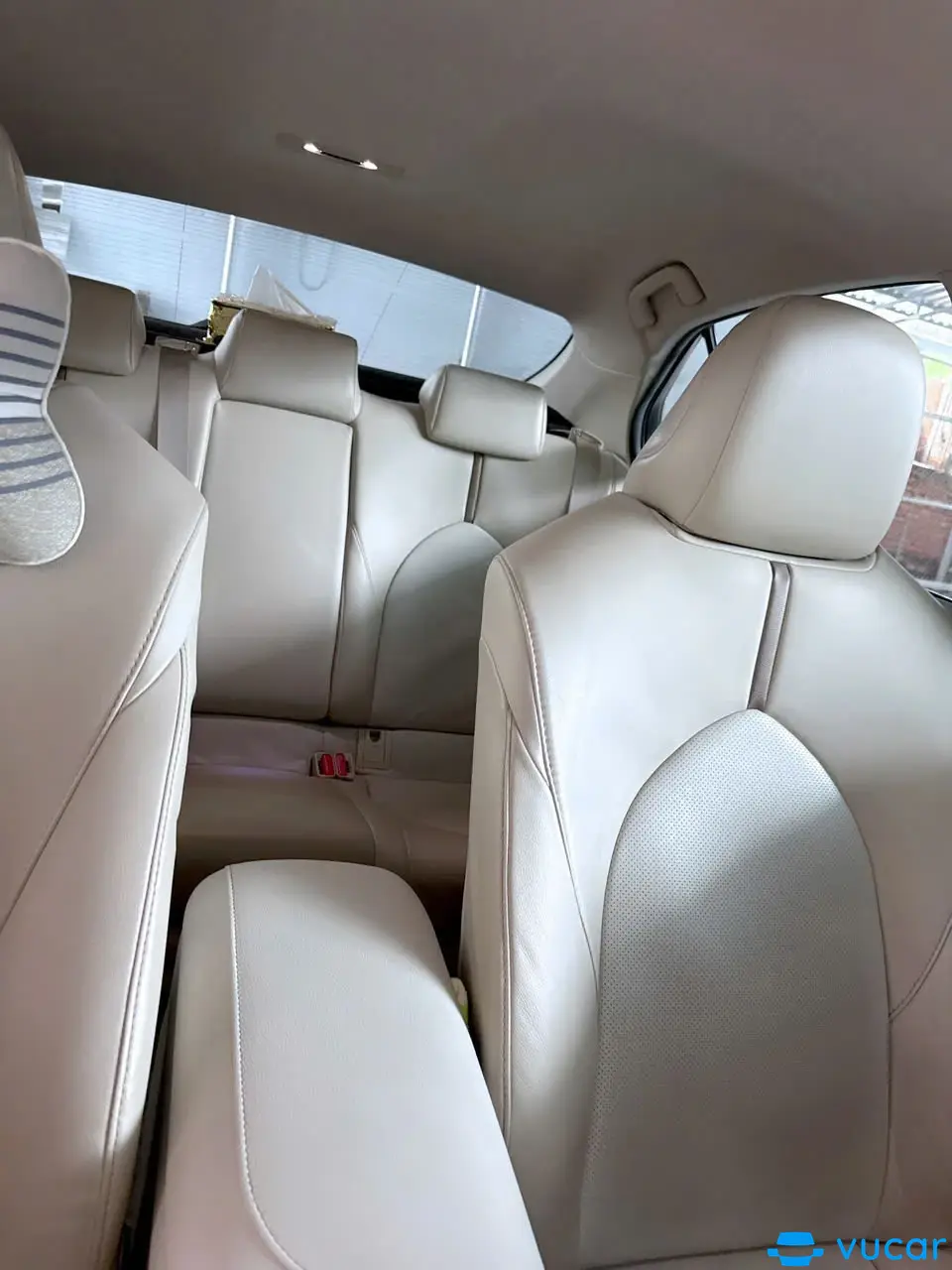 Toyota Camry 2.0E 2019 - Nội thất 7