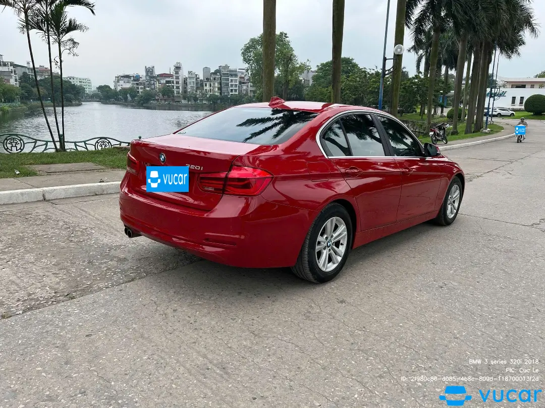 BMW 3 series 320i 2018 - Ngoại thất 1
